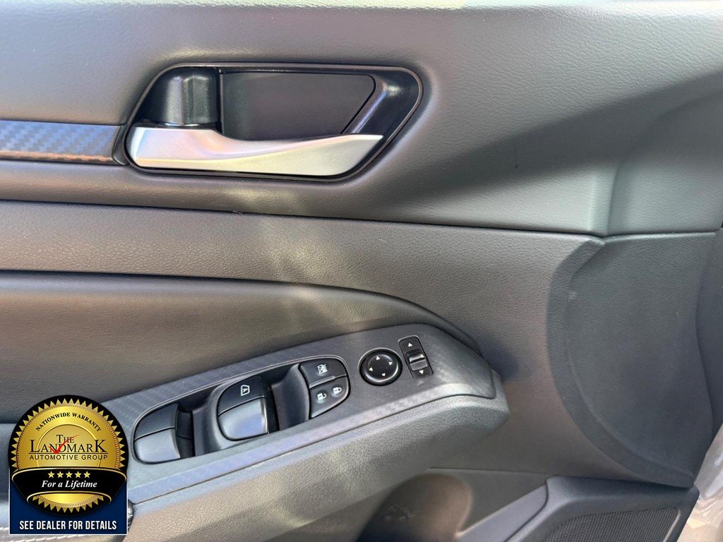 Used 2025 Gun Metallic Nissan SV FWD image 8