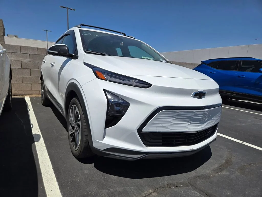 2023 Chevrolet Bolt EUV Premier's photo