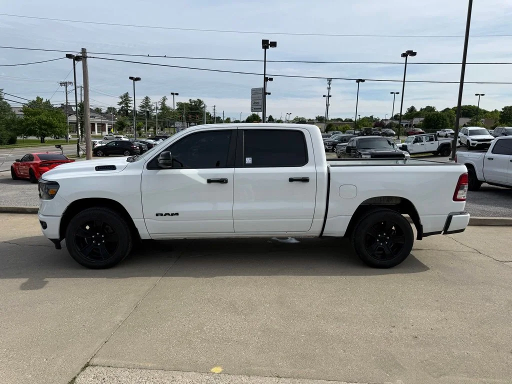 Used 2023 White Ram Big Horn/Lone Star image 10