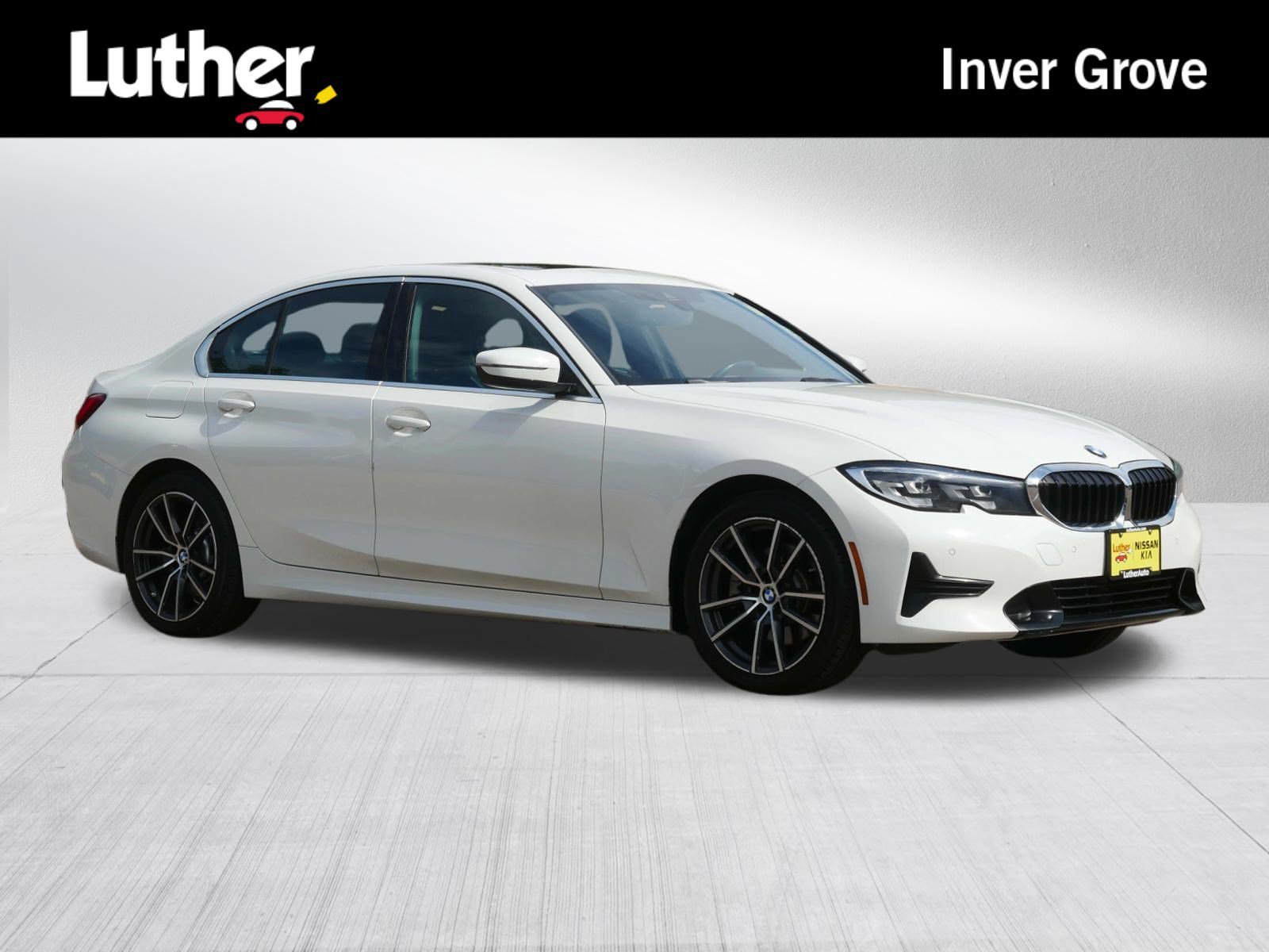2020 BMW 3 Series 330i xDrive Sedan's photo