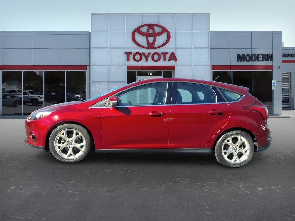 Used 2013 Ruby Red Metallic Tinted Clearcoat Ford Titanium image 2