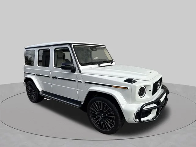 Used 2026 MANUFAKTUR Moonlight White Magno Mercedes-Benz G 63 AMG® image 4