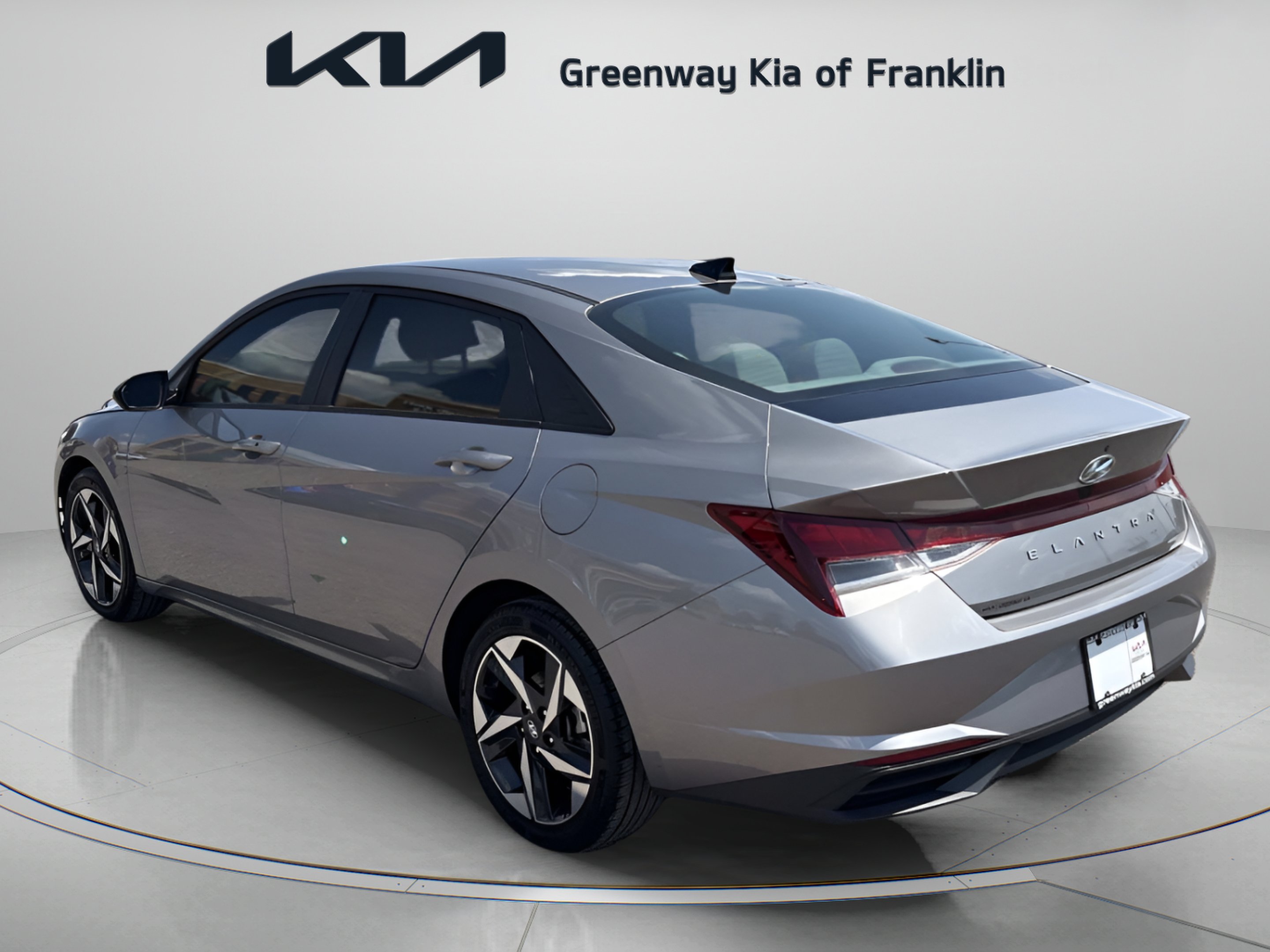 Used 2023 Fluid Metal Hyundai SEL image 5