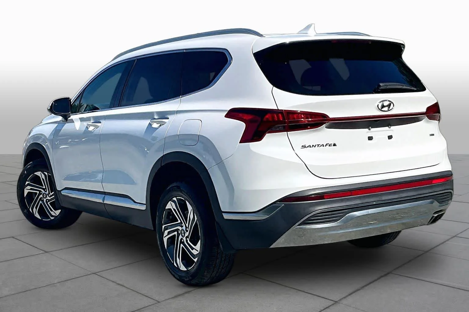 Used 2022 Quartz White Hyundai SEL image 12
