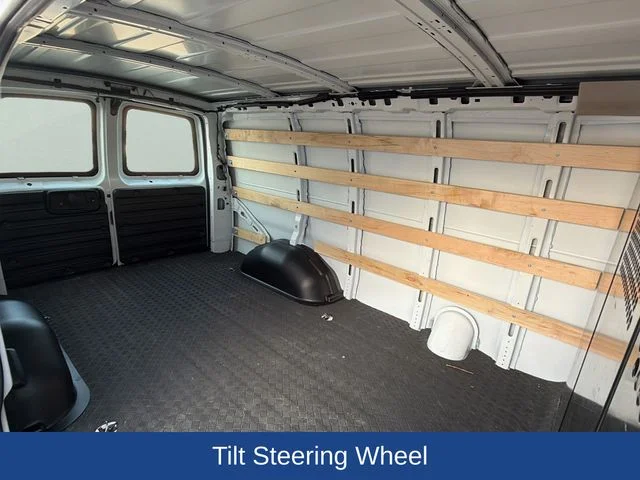 Used 2025 White GMC Work Van image 18