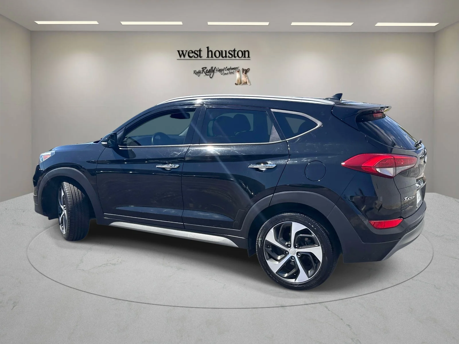 Used 2018 Black Noir Pearl Hyundai Limited image 9