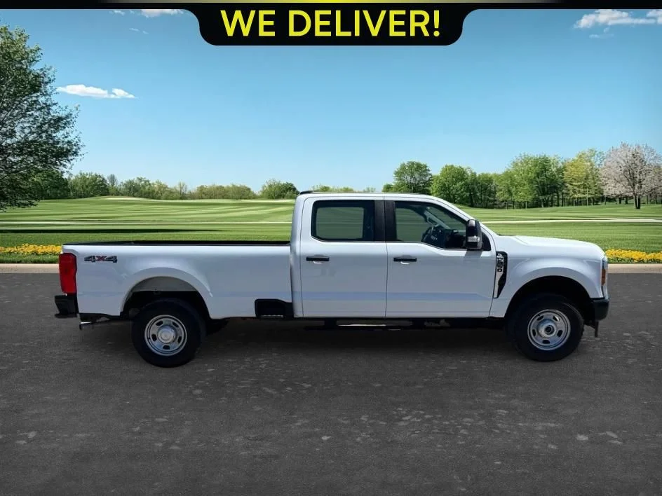 Used 2024 White Ford XL image 4