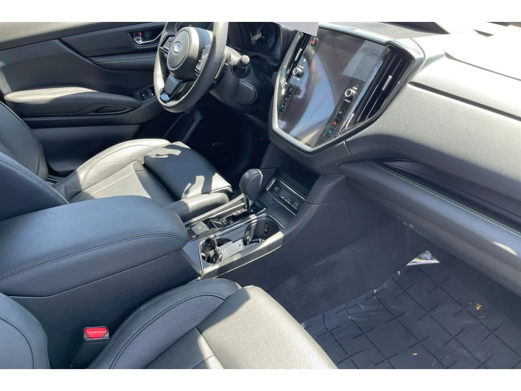 Certified Used 2025 Ice Silver Metallic Subaru Onyx Edition Touring image 20