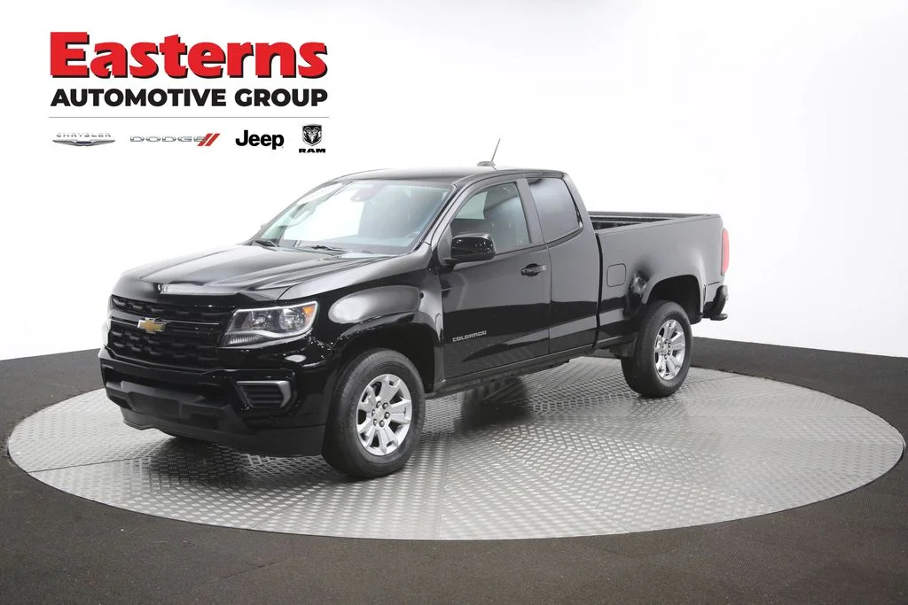 Used 2022 Black Chevrolet LT image 38