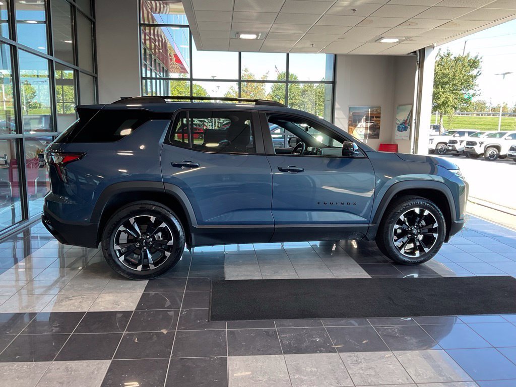 Used 2025 Blue Chevrolet RS image 5