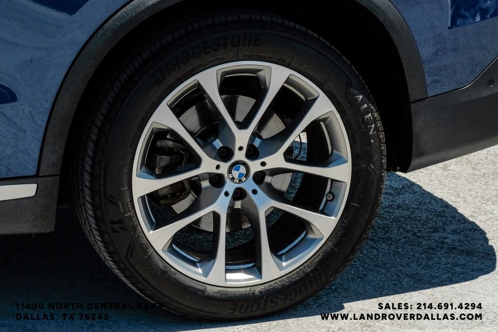 Used 2022 Blue Metallic BMW sDrive40i image 61