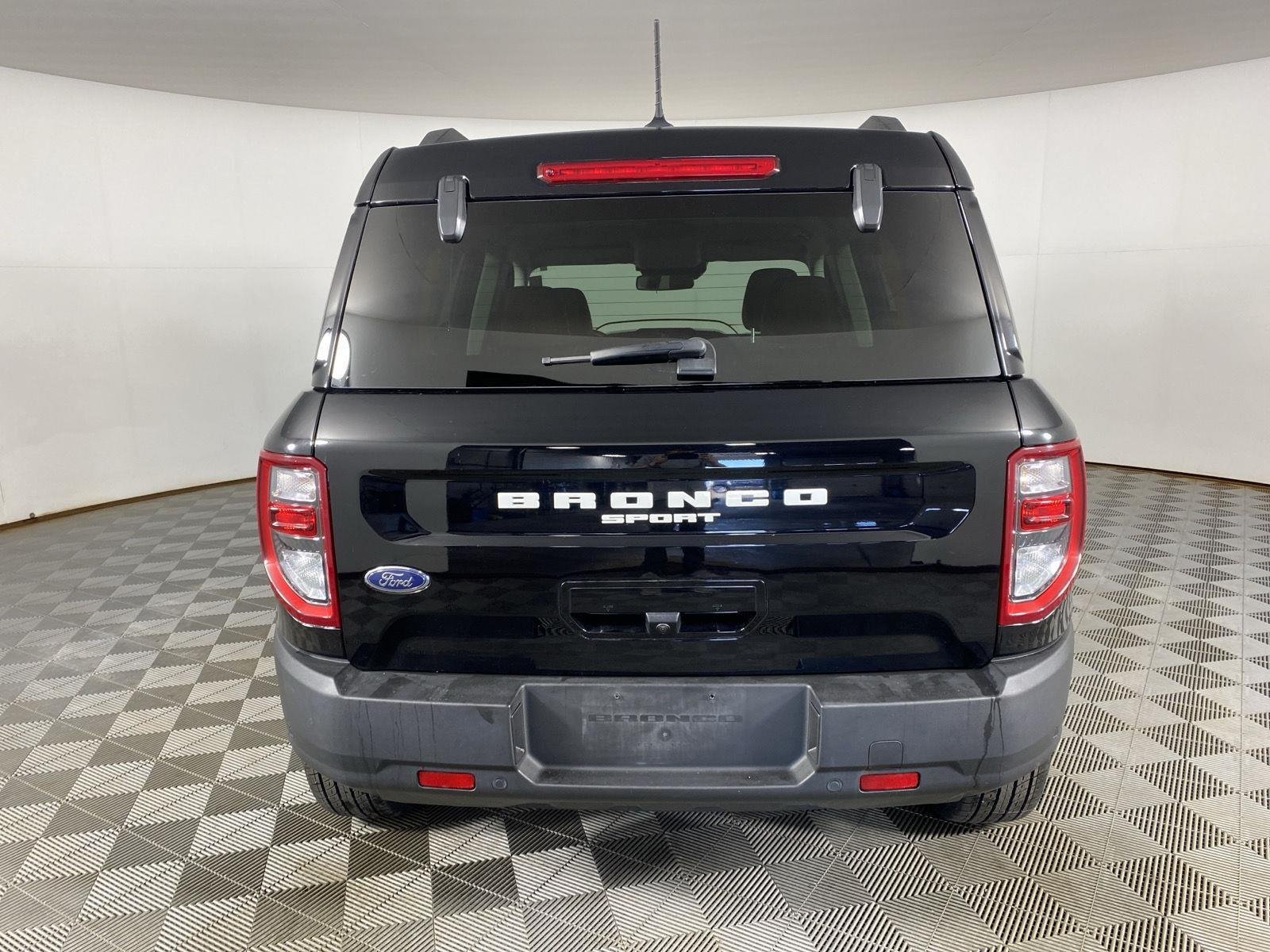 Used 2023 Shadow Black Ford Outer Banks image 9