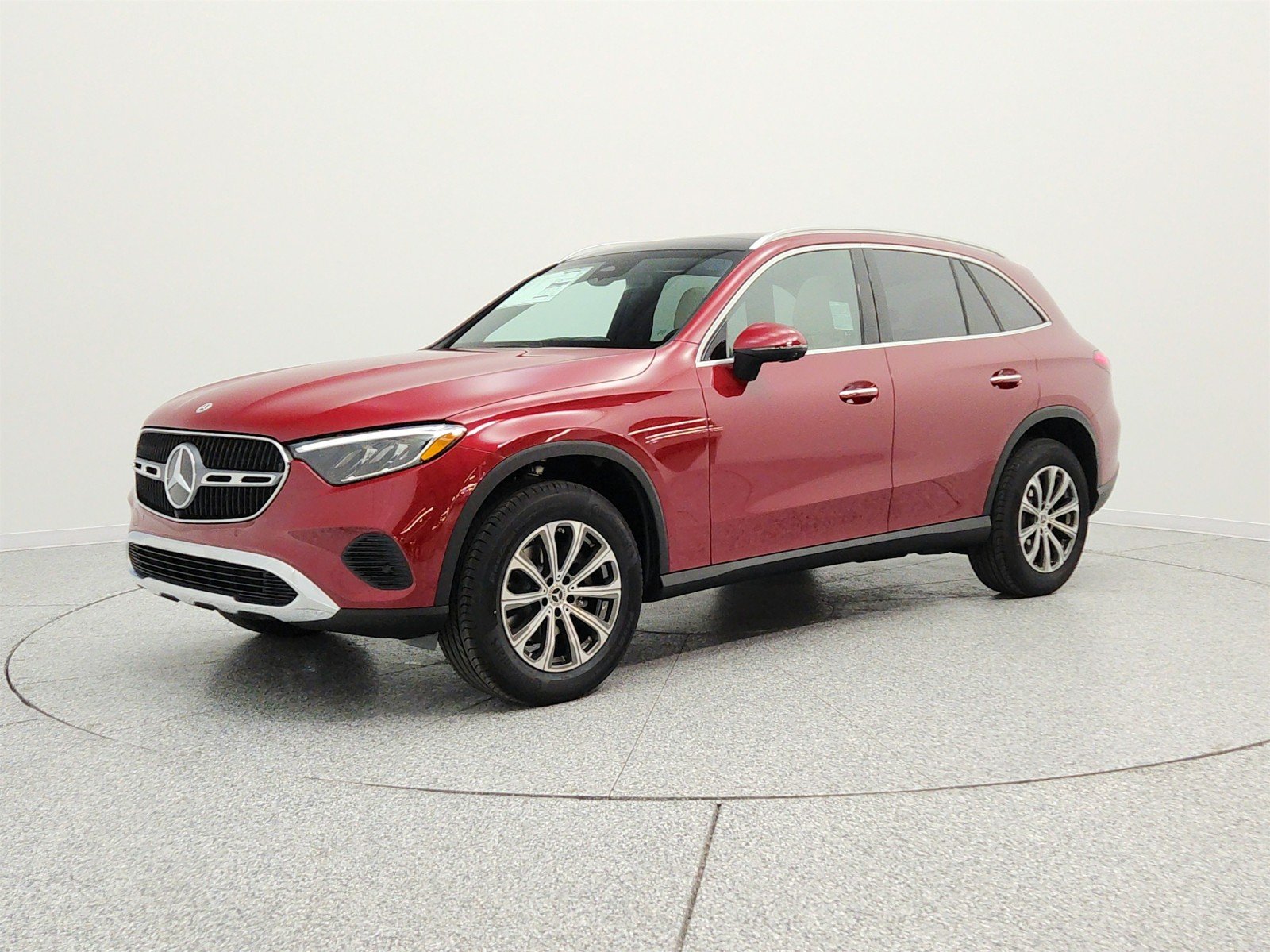2026 Mercedes-Benz GLC GLC 300's photo