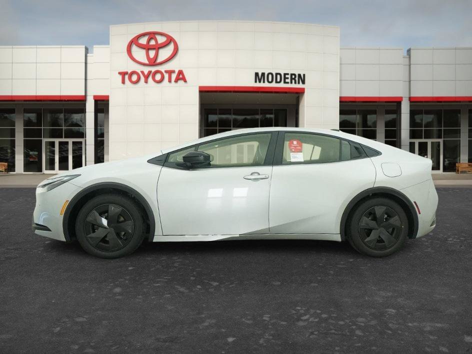 New 2027 Cutting Edge Toyota LE image 2