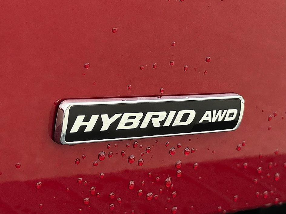Used 2025 Ruby Red Metallic Ford LARIAT image 24