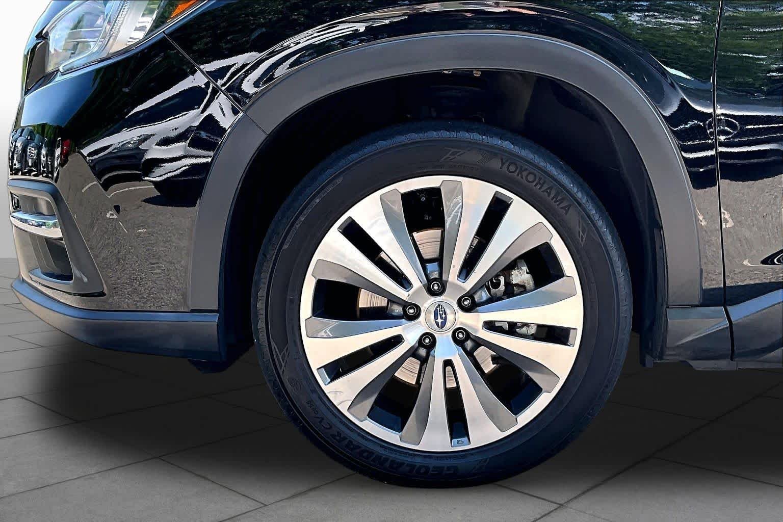 Used 2021 Crystal Black Silica Subaru Premium image 11