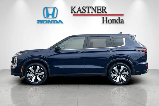 Used 2025 Cosmic Blue Metallic Mitsubishi Trail Edition image 8