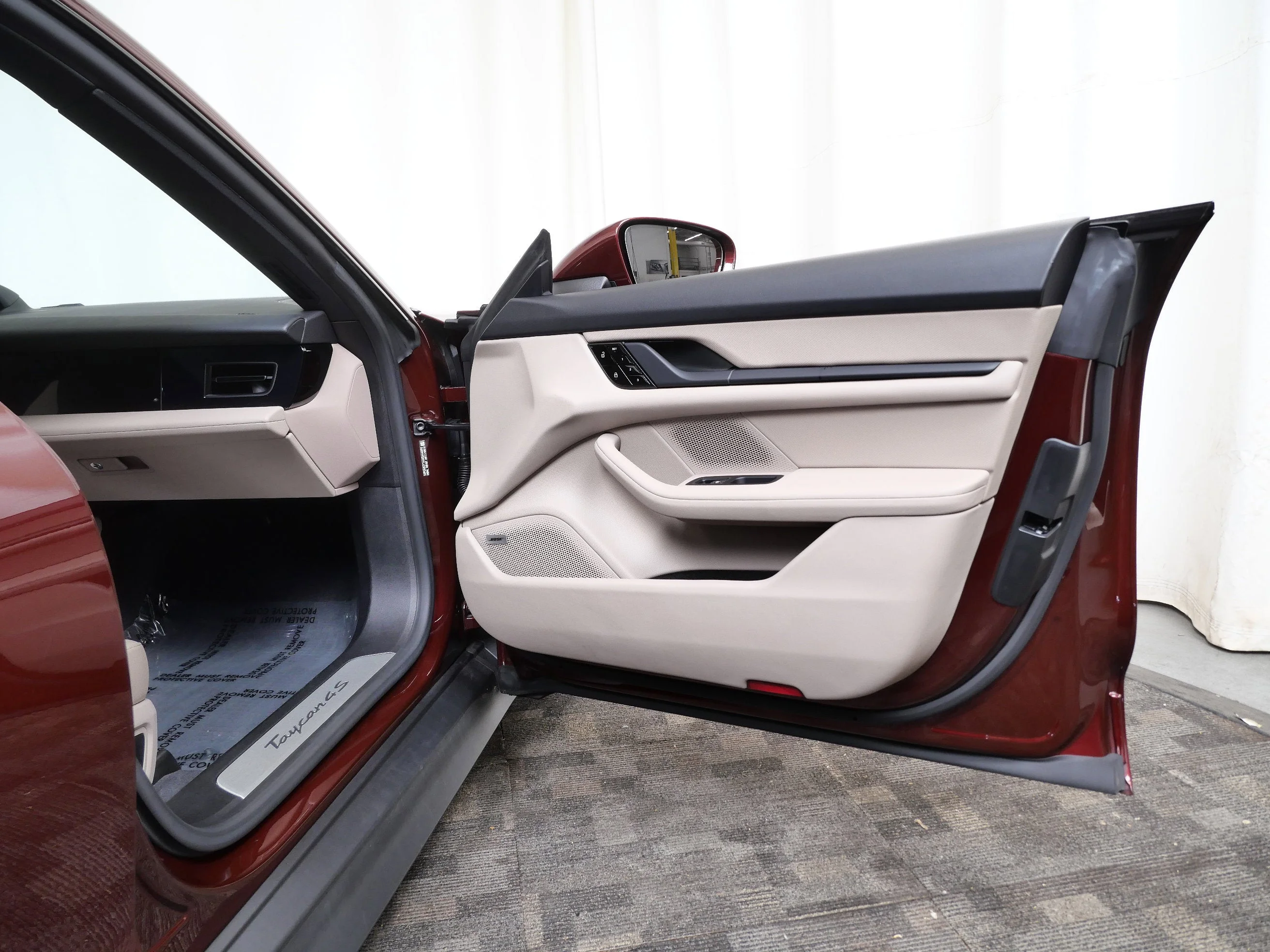 Used 2021 Cherry Metallic Porsche 4S image 11