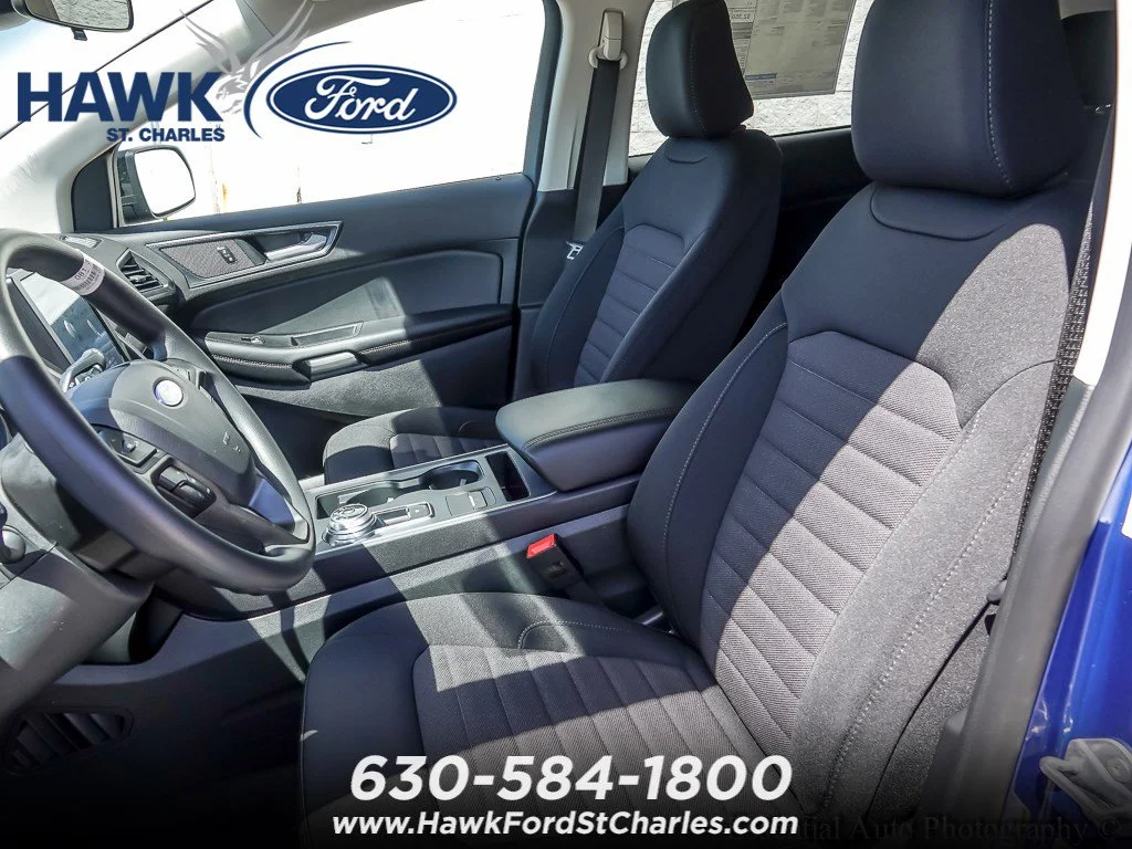 New 2024 Atlas Blue Metallic Ford SE image 7