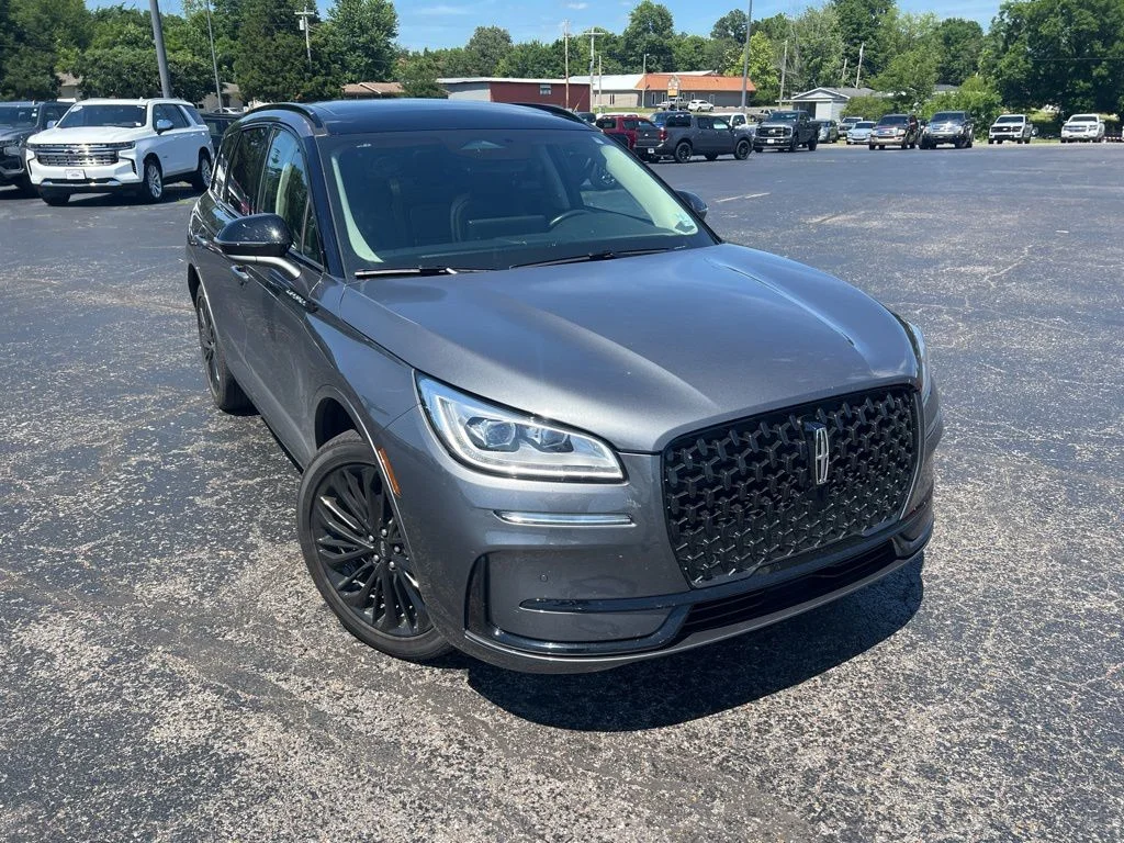 2023 Lincoln Corsair Reserve AWD's photo