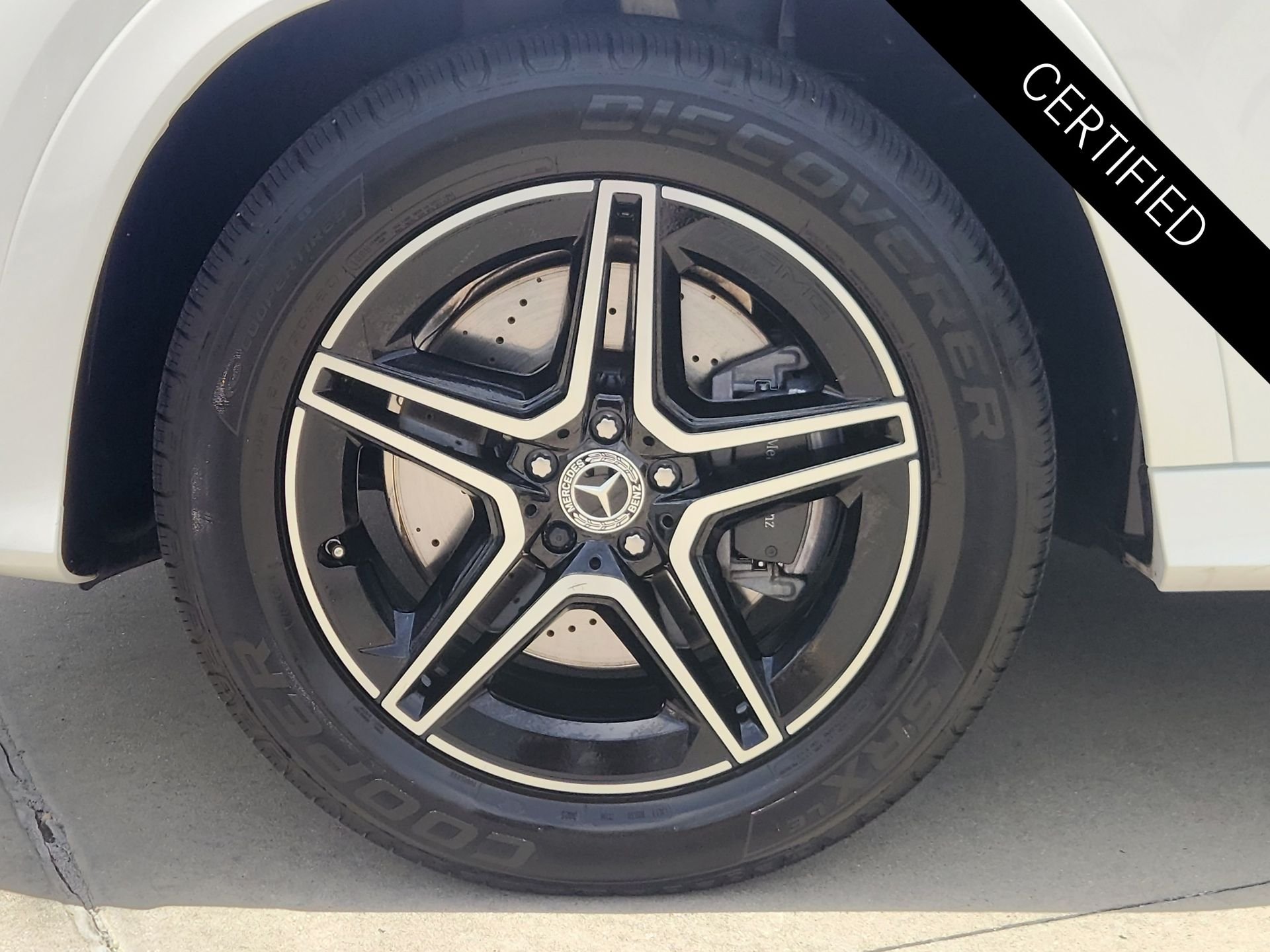 Certified Used 2026 Polar White Mercedes-Benz GLE 350 image 12