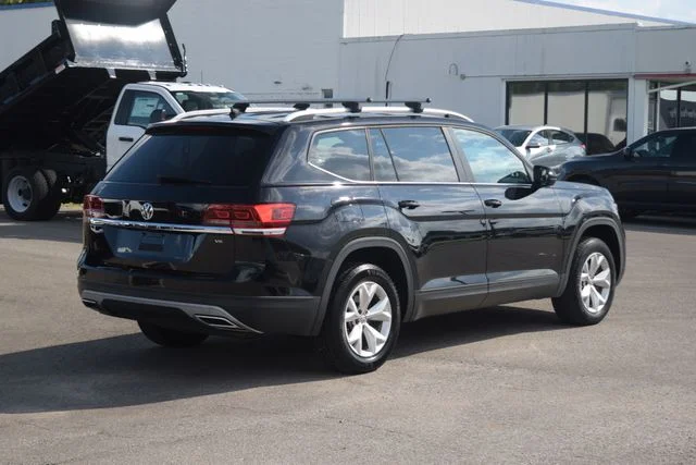 Used 2018 Black Volkswagen Launch Edition image 27