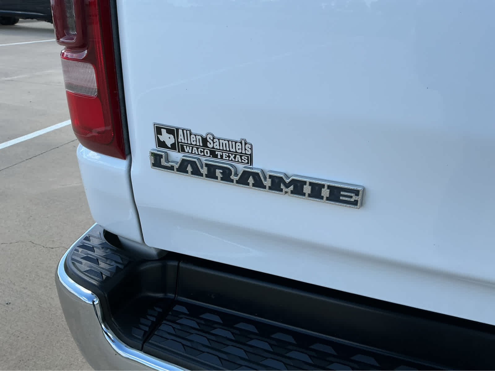 Used 2024 Bright White Clearcoat Ram Laramie image 9