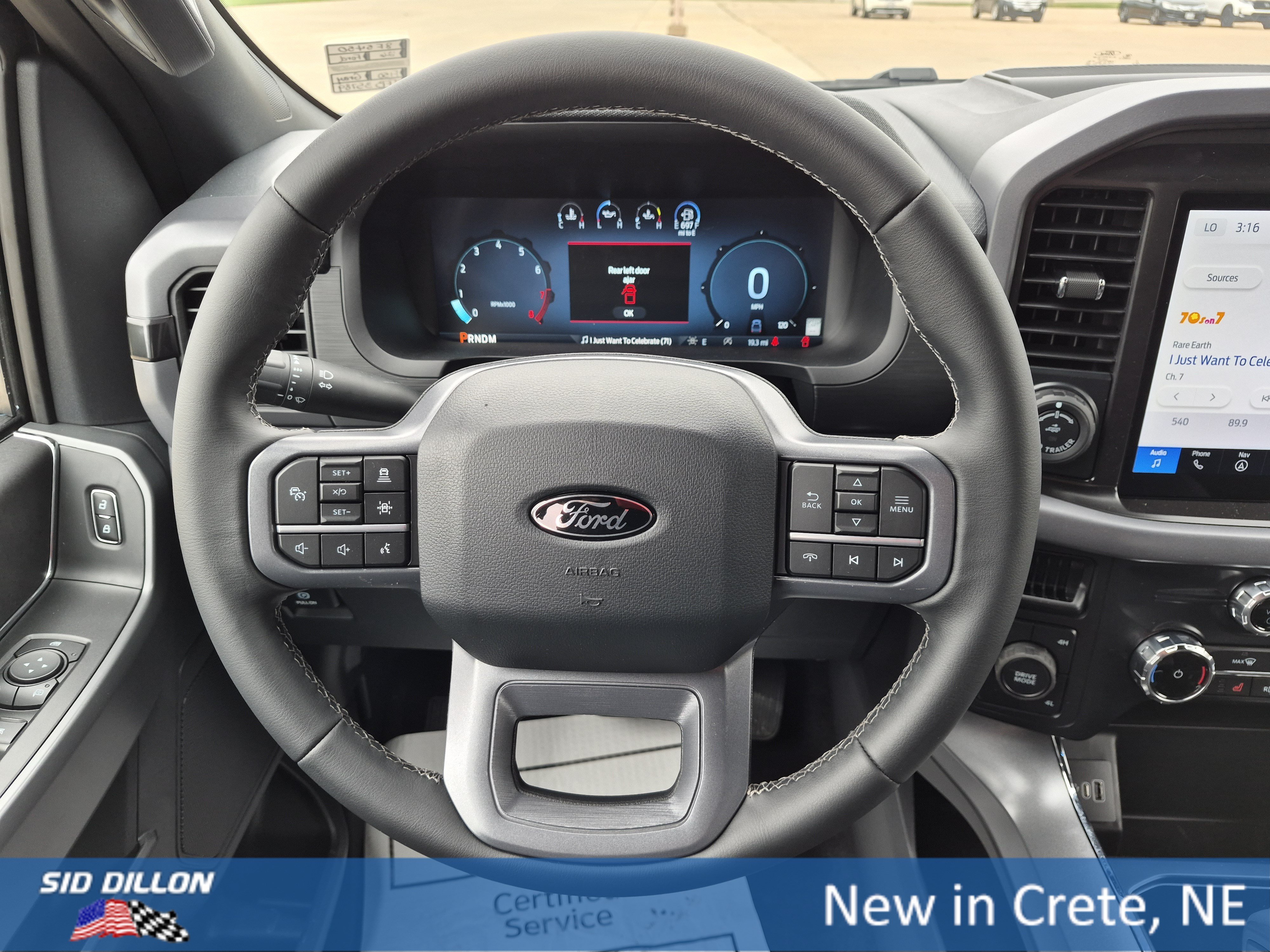 New 2026 Carbonized Gray Metallic Ford XLT image 2