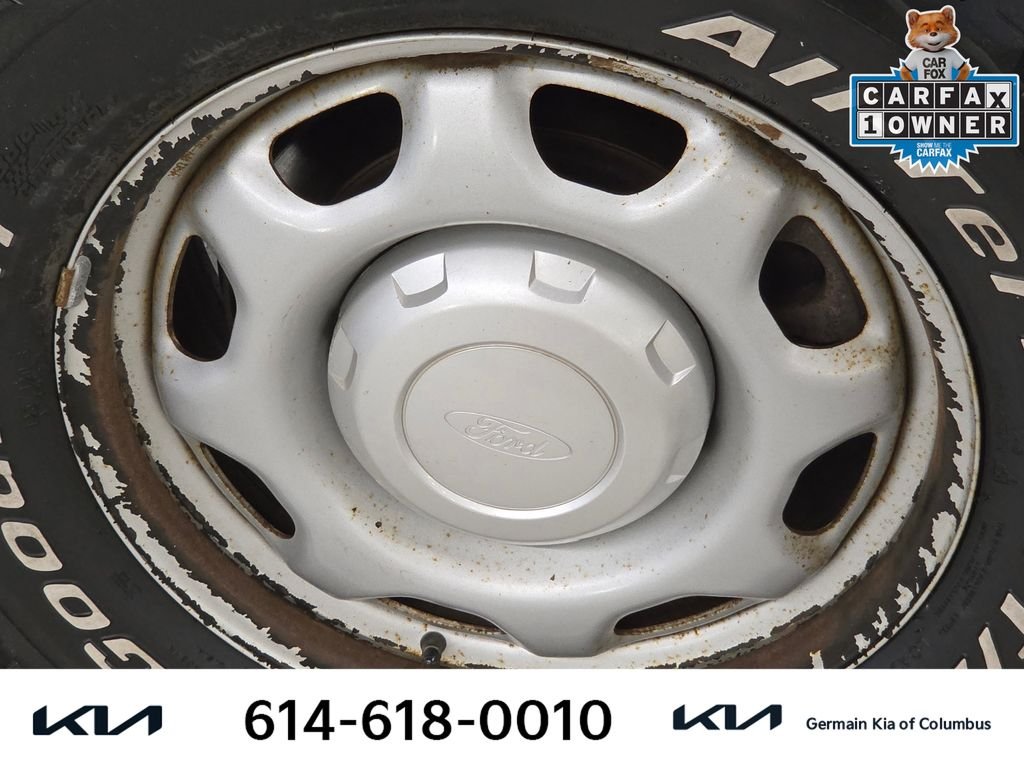 Used 2018 White Ford XL image 13