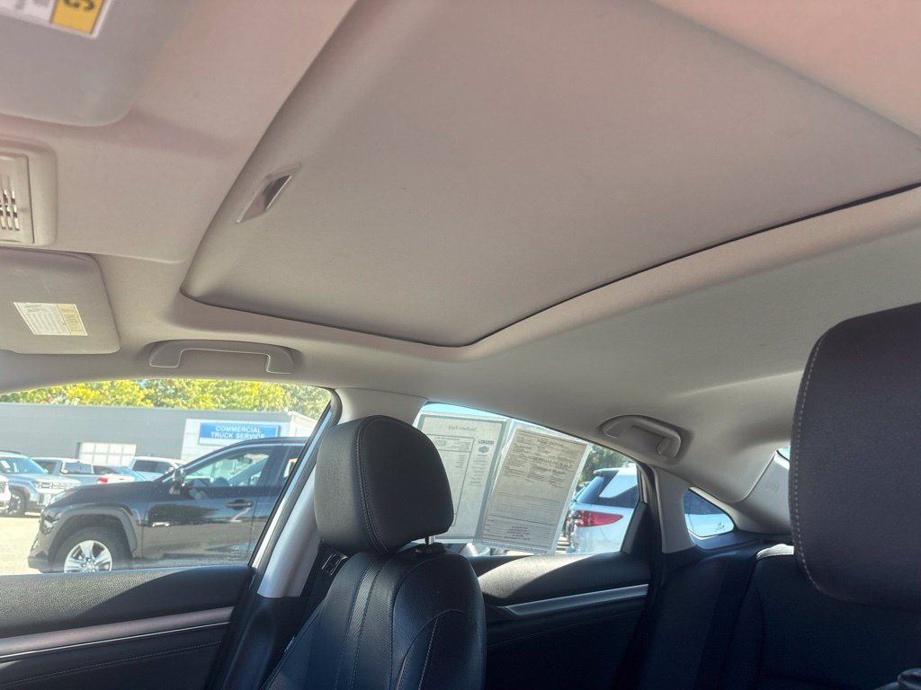Used 2018 Gray Honda EX-L image 23
