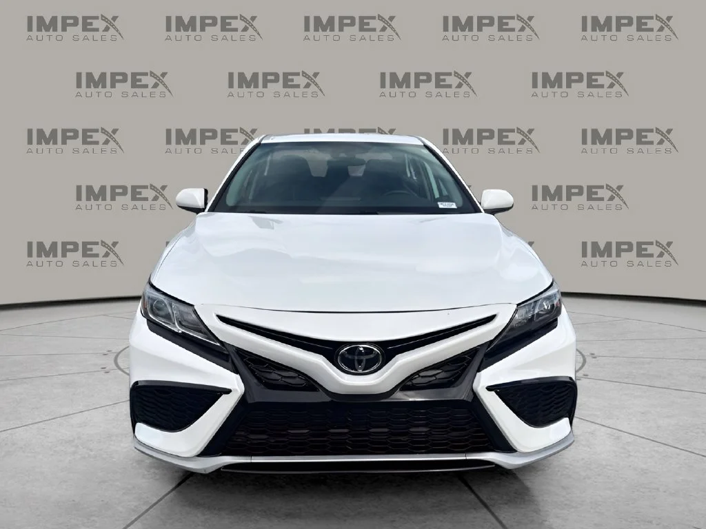 Used 2021 White Toyota SE image 8