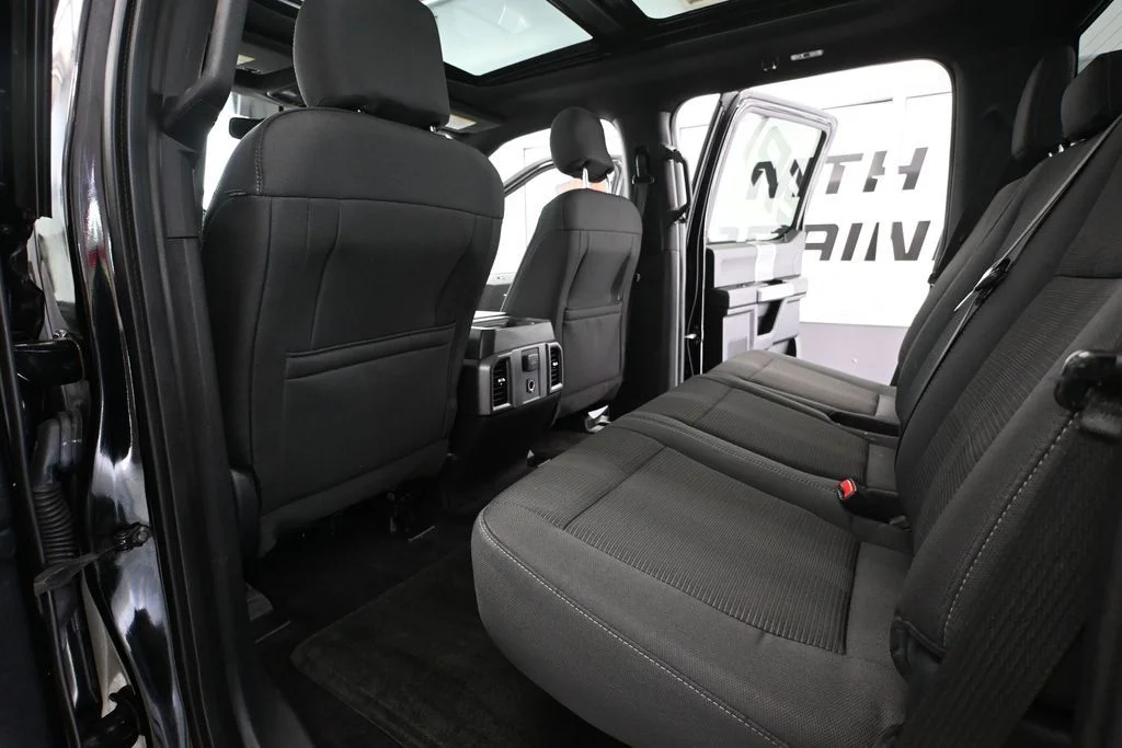Used 2016 Black Ford XLT image 41