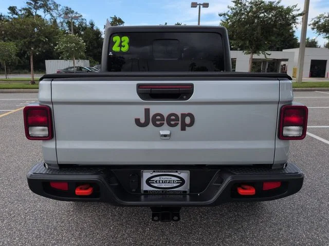 Used 2023 Silver Jeep Mojave image 5