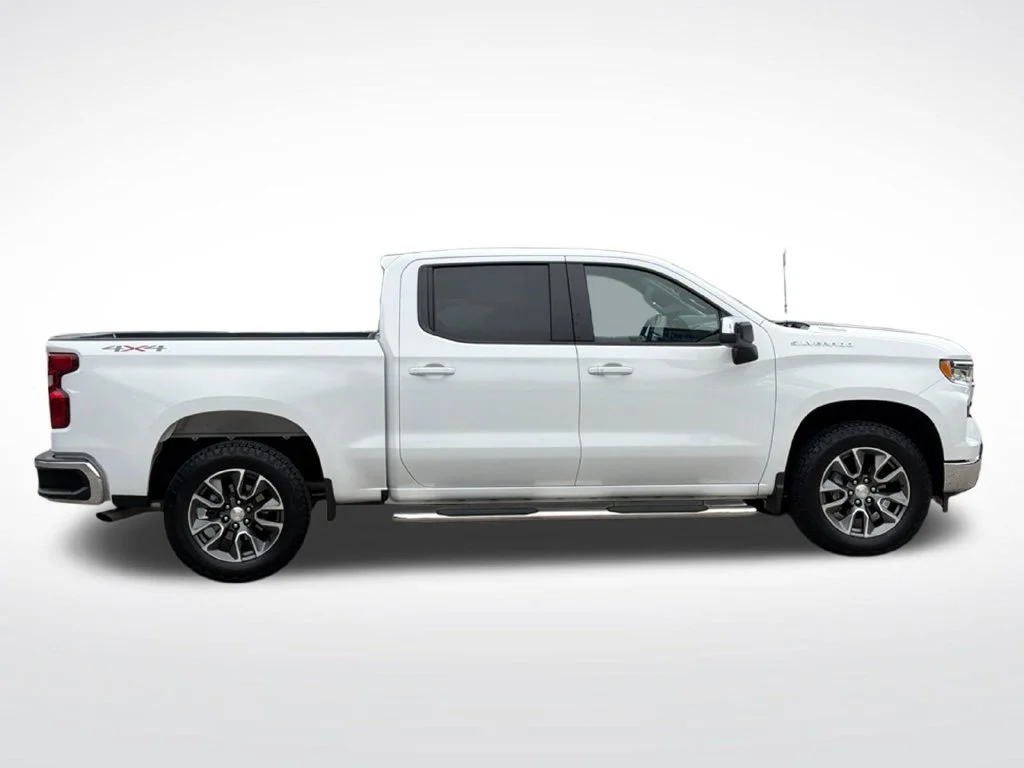 2024 Chevrolet Silverado 1500 LT - Photo 38