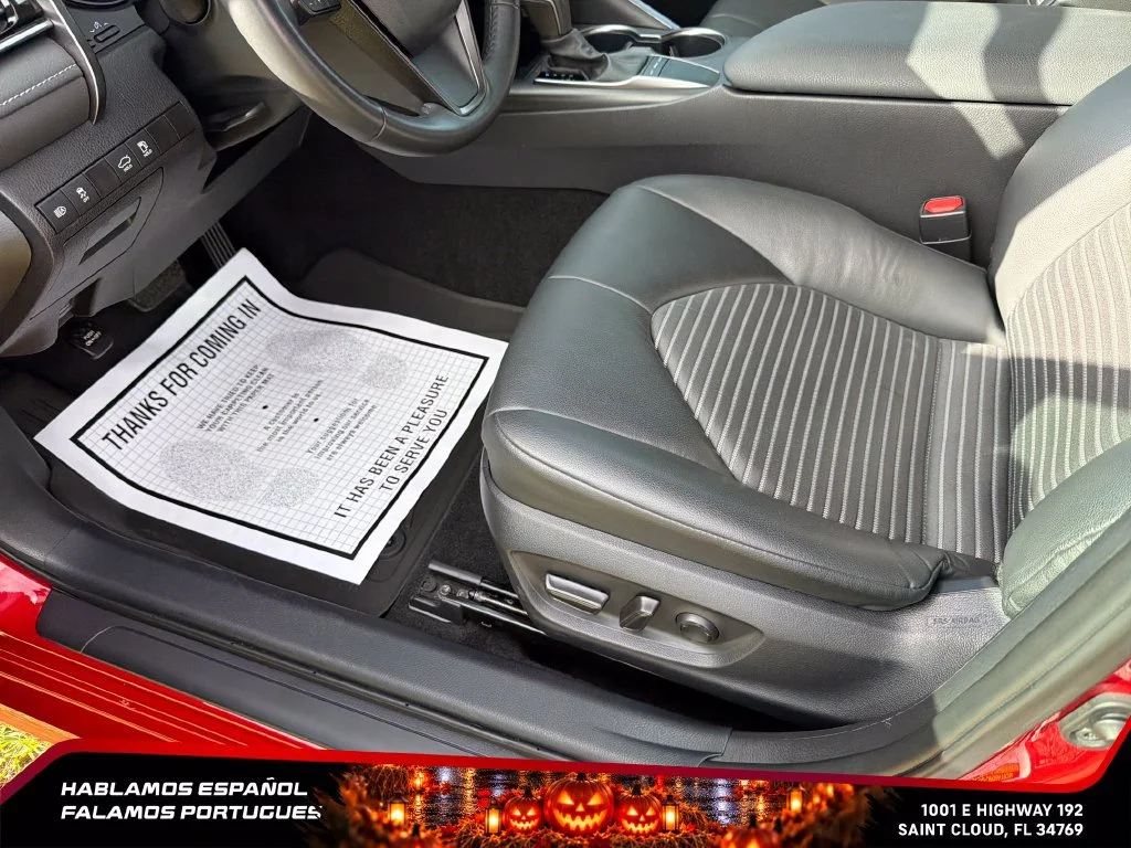 Used 2024  Toyota SE image 16