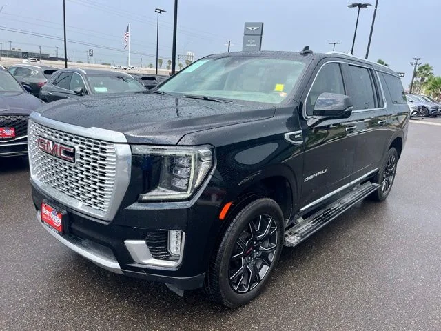 Used 2023 Black GMC Denali image 3