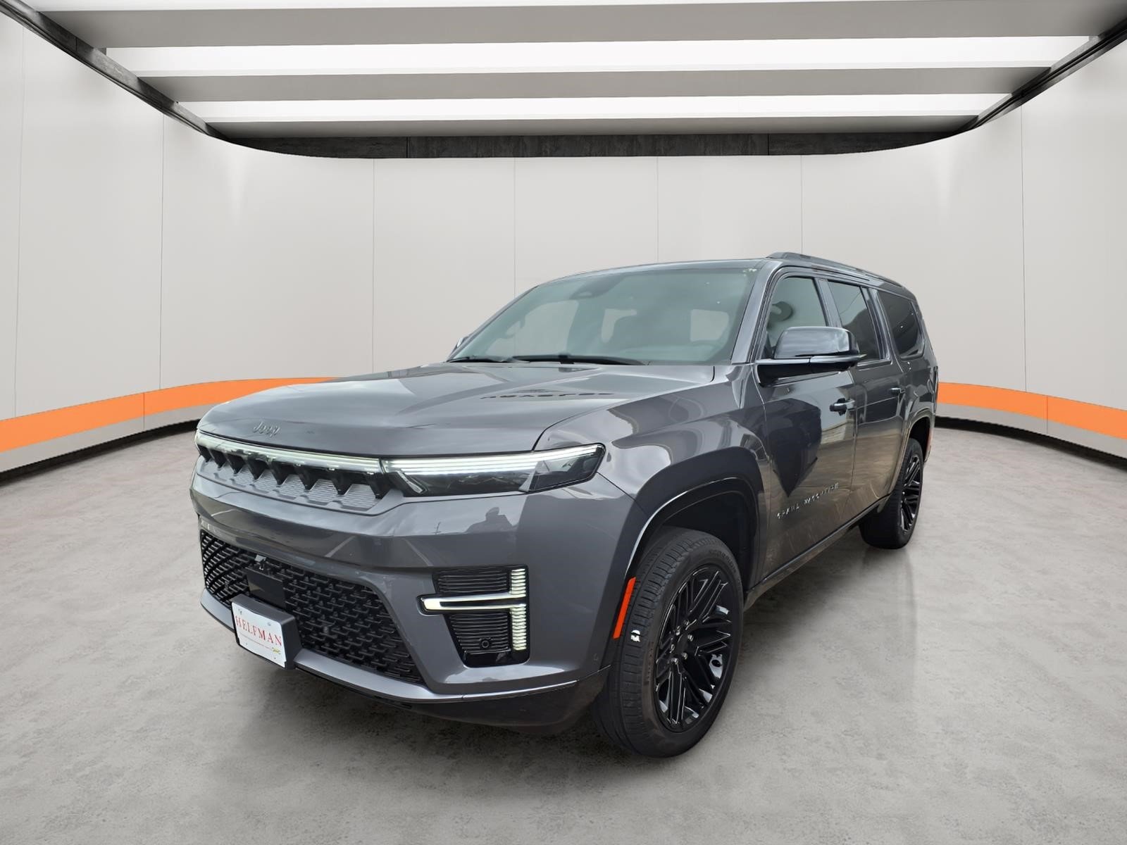 New 2026 Baltic-Gray Metallic Clear-Coat Exterior Paint Jeep Limited Reserve image 3