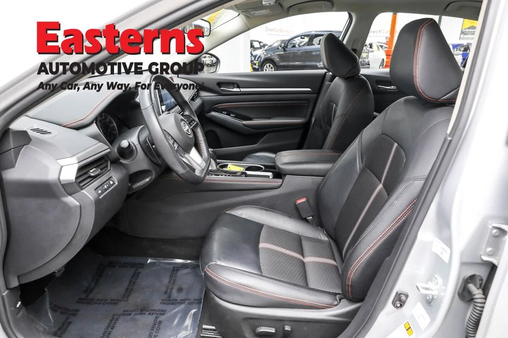Used 2023 Silver Nissan 2.5 SR image 14