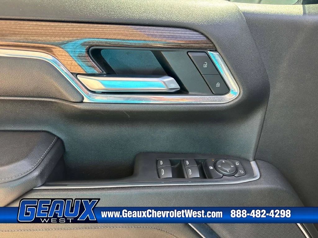 Used 2023 Gray Chevrolet LT image 41