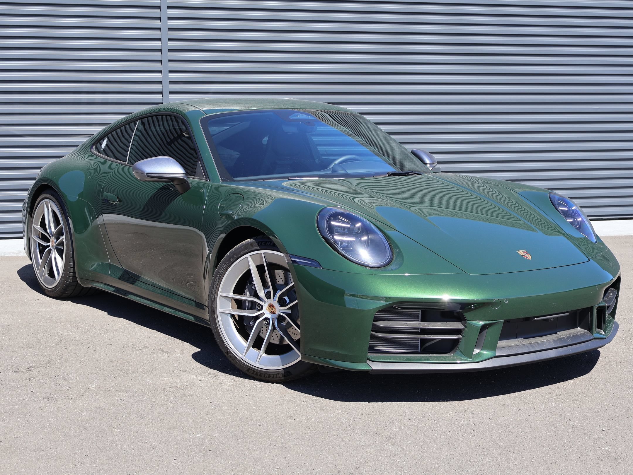 Certified Used 2026 Oak Green Metallic Neo Porsche Carrera T image 7