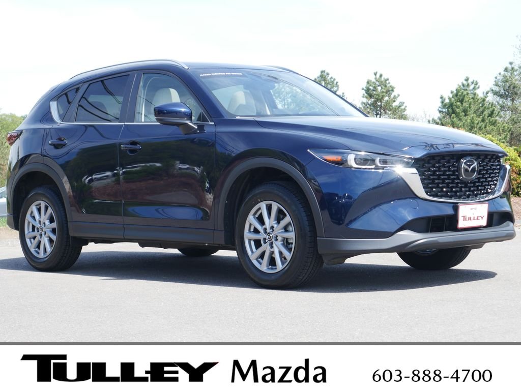2023 Mazda CX-5 S Preferred package Auto AWD's photo