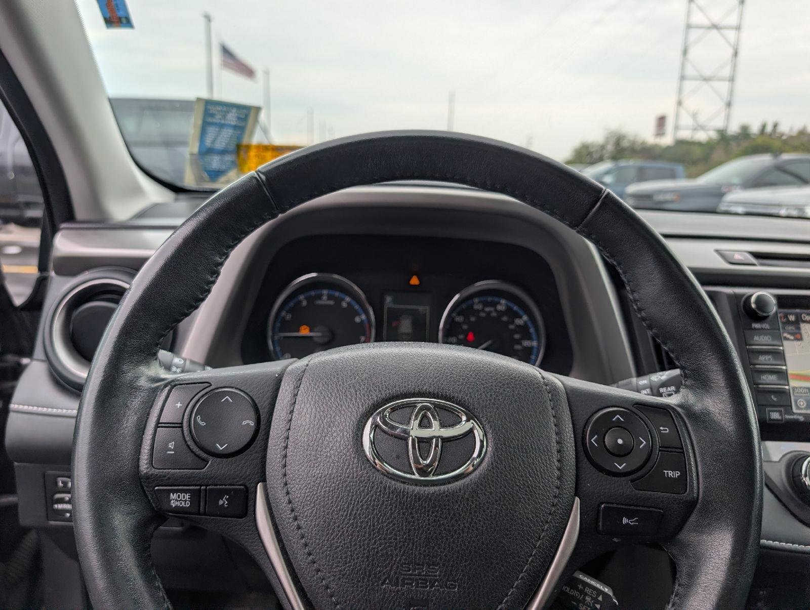 Used 2017 Magnetic Gray Metallic Toyota Platinum image 12