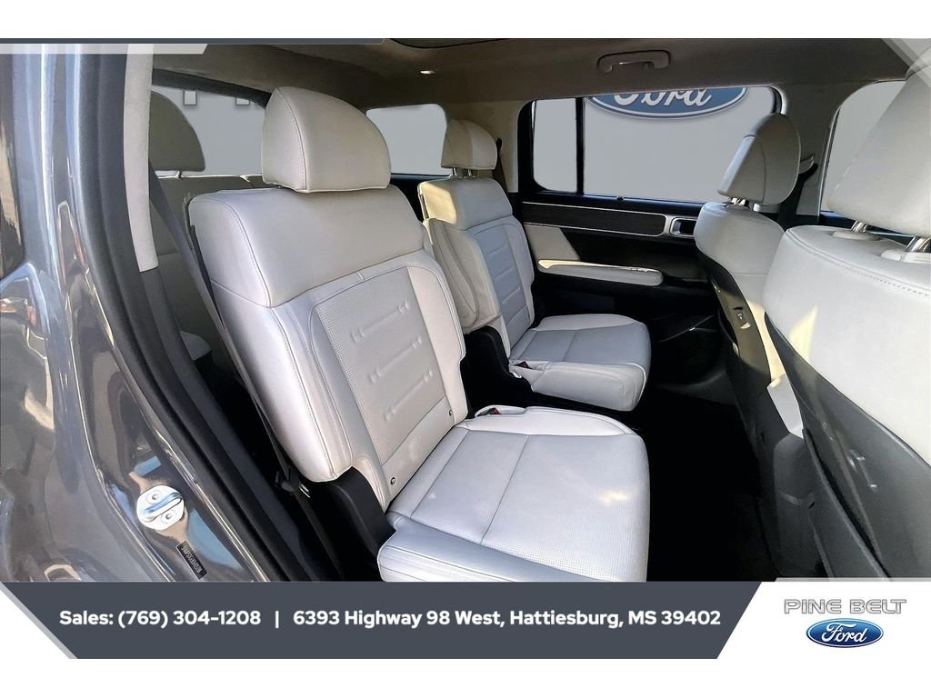 Used 2025 Hampton Gray Hyundai Calligraphy image 20