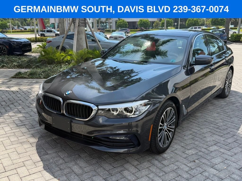 Used 2018 Dark Graphite BMW 530i xDrive image 2
