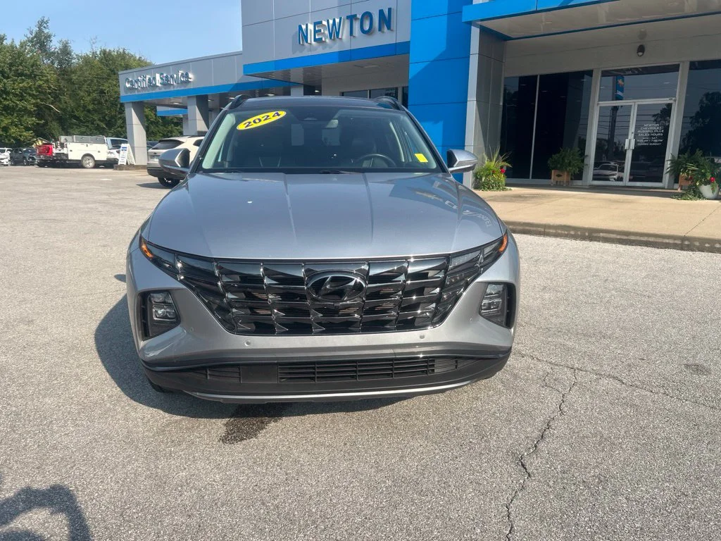 Used 2024 Shimmering Silver Hyundai Limited image 2