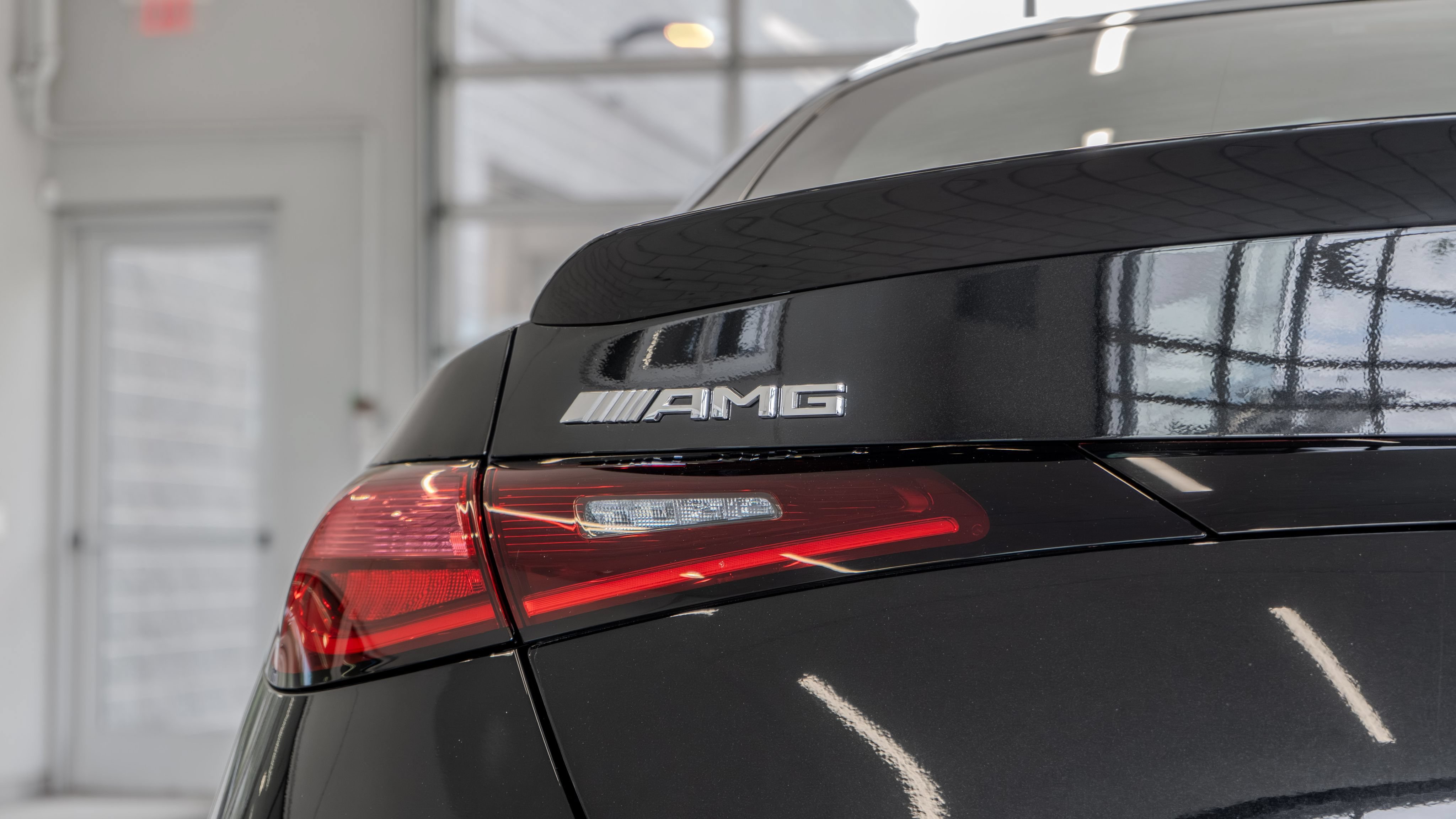 New 2027 Obsidian Black Metallic Mercedes-Benz GLC 350e image 59