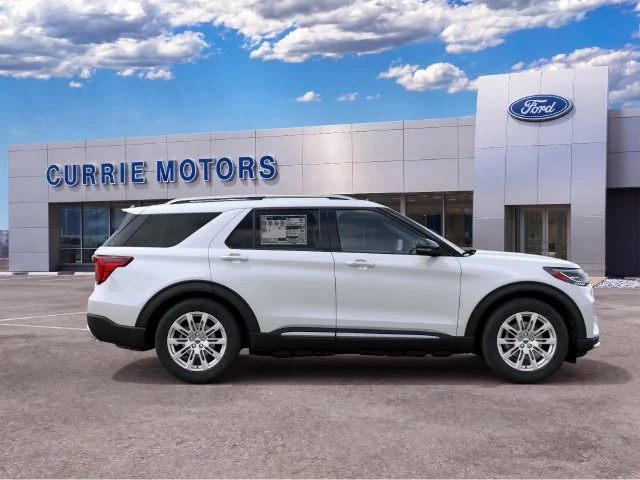 New 2027 Star White Metallic Tri-Coat Ford Platinum image 5