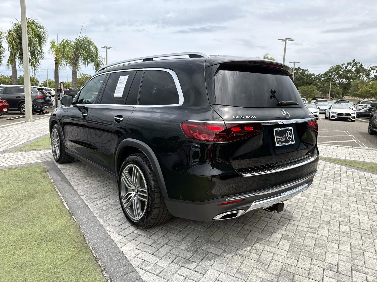 Certified Used 2025 Obsidian Black Metallic Mercedes-Benz 450 image 4