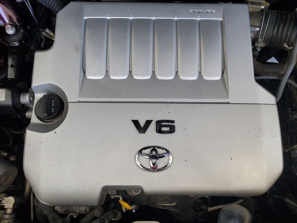 Used 2012 Red Toyota Limited image 21