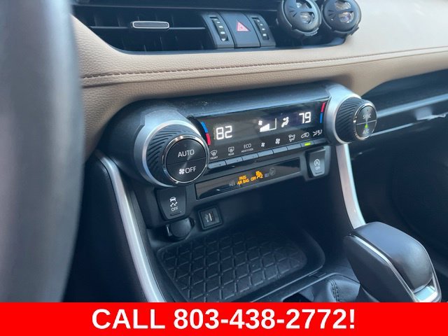 Used 2024  Toyota XLE Premium image 26
